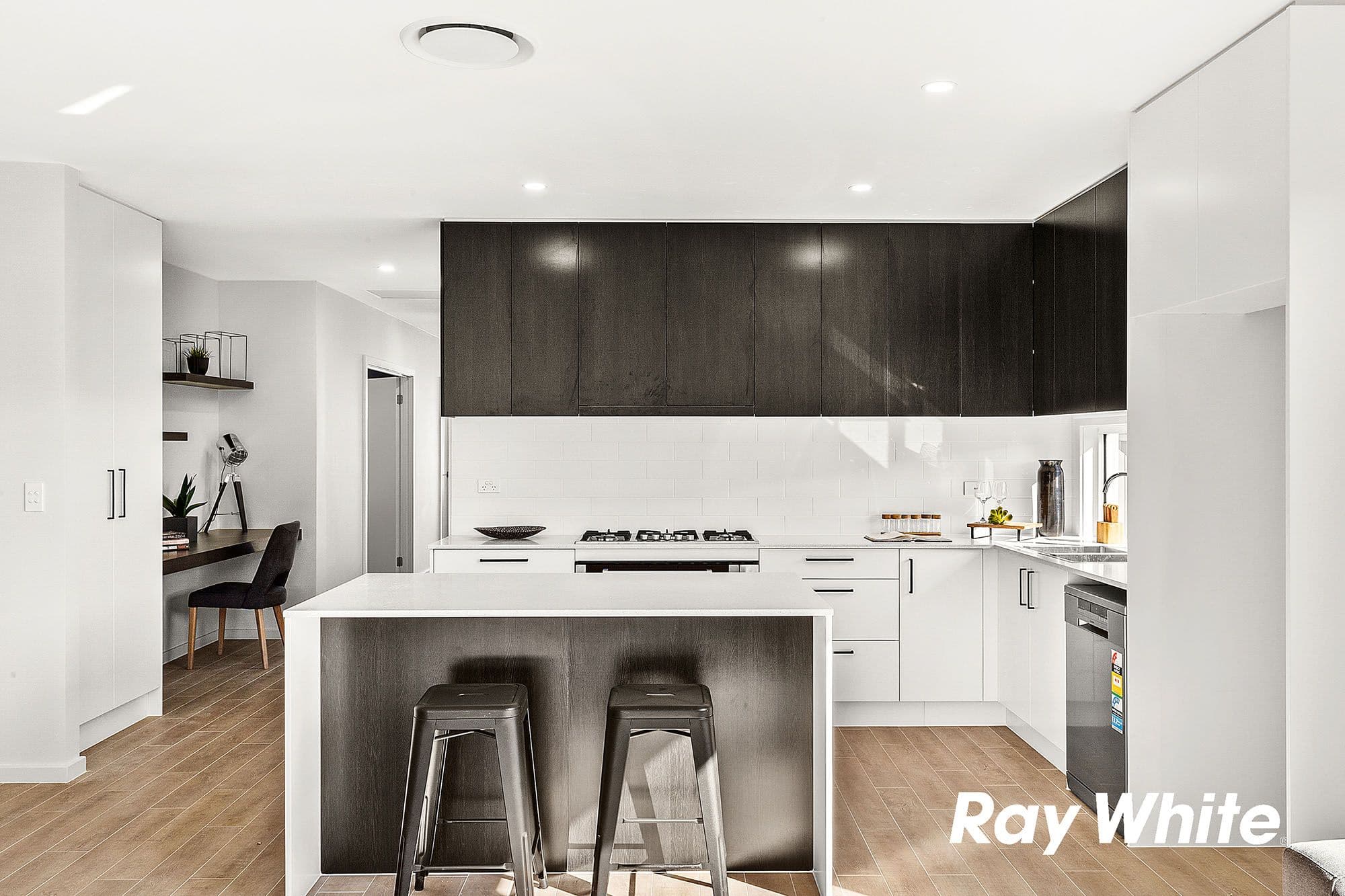 17 Cinch Street, Box Hill - Thumbnail 4