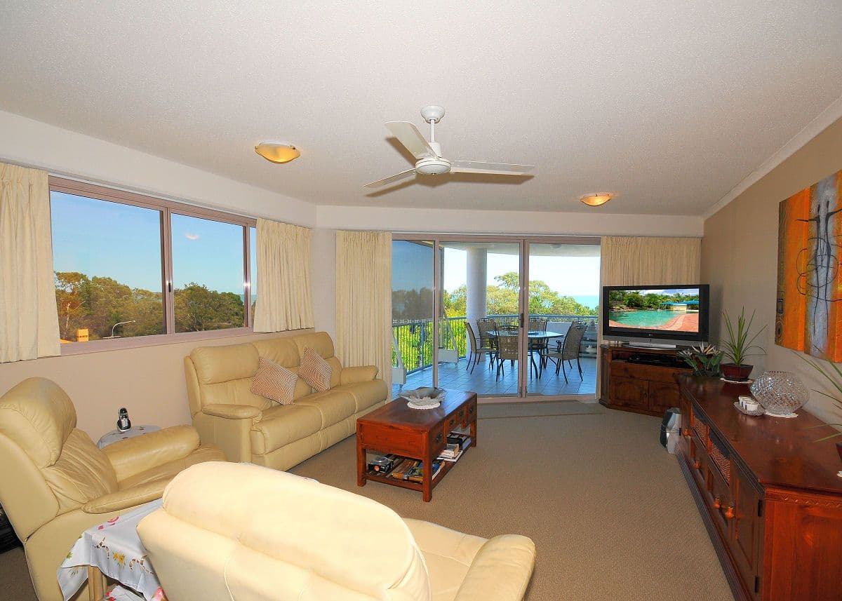 386 Charlton Esplanade, TORQUAY QLD 4655, Torquay - Thumbnail 5