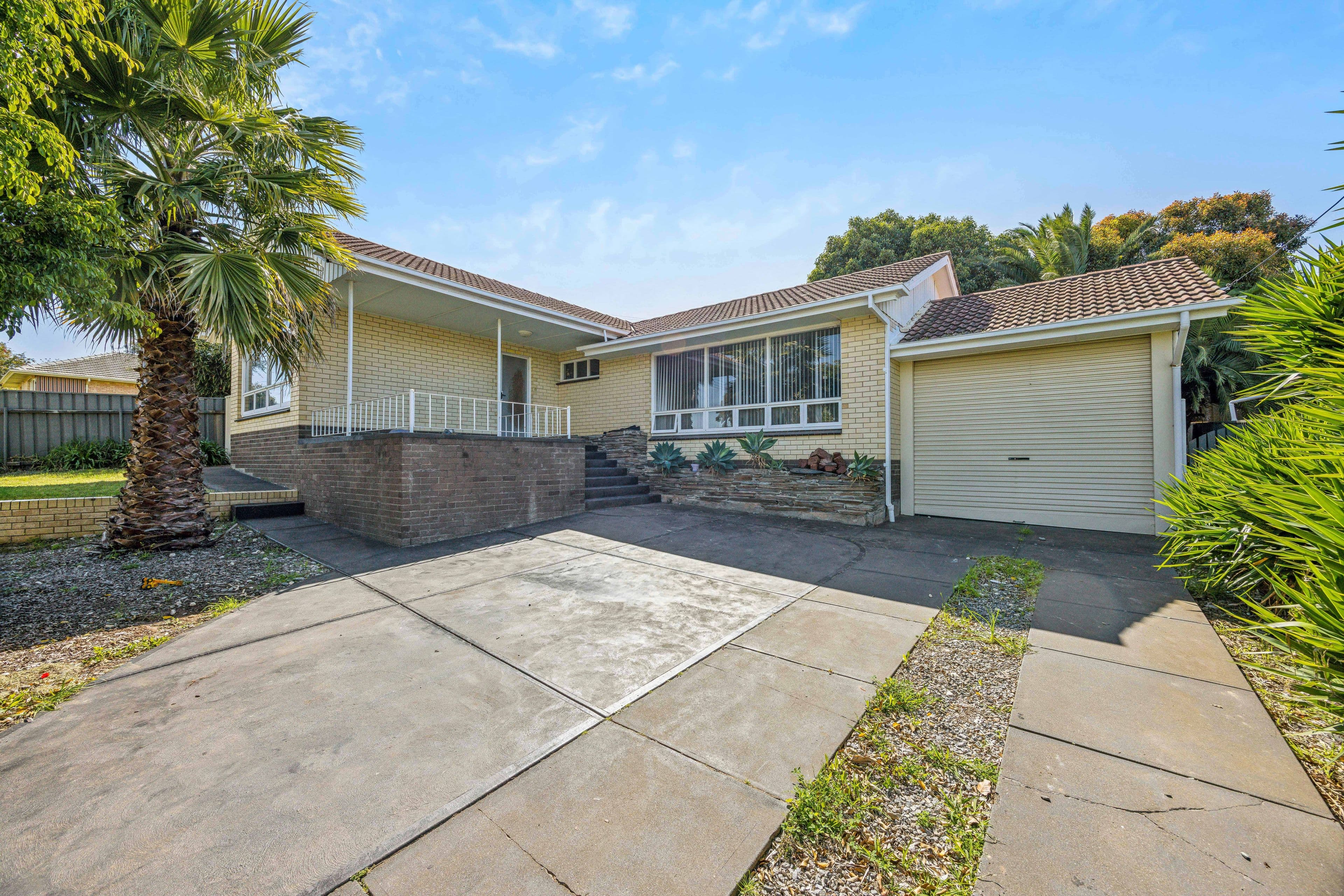 11 Saphire Road, Morphett Vale SA 5162, Morphett Vale - Image 1