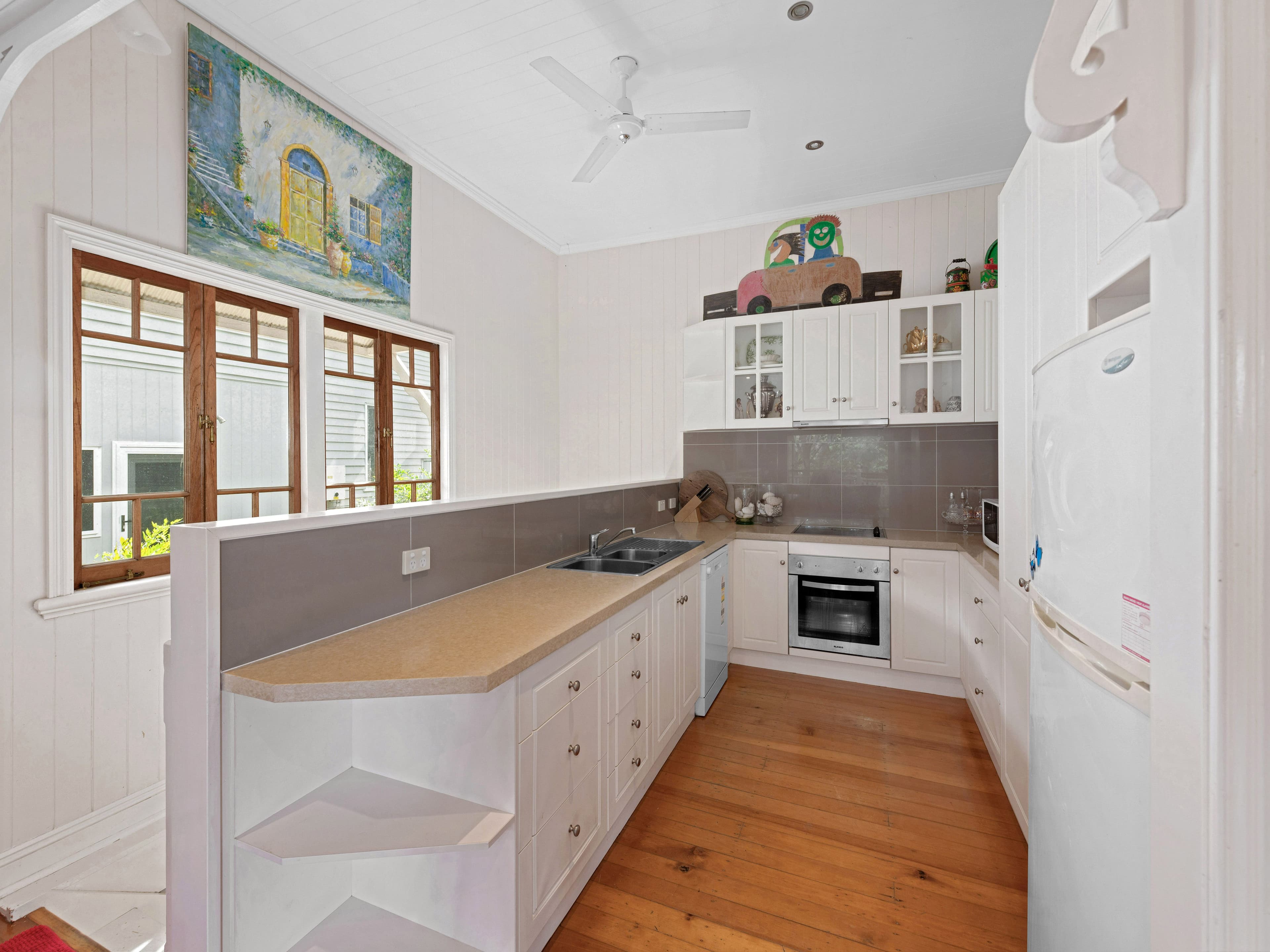 37 Dorrington Drive, Ashgrove QLD 4060, Ashgrove - Thumbnail 5
