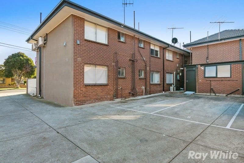 52 Plummer Road, Mentone VIC 3194, Mentone - Thumbnail 8