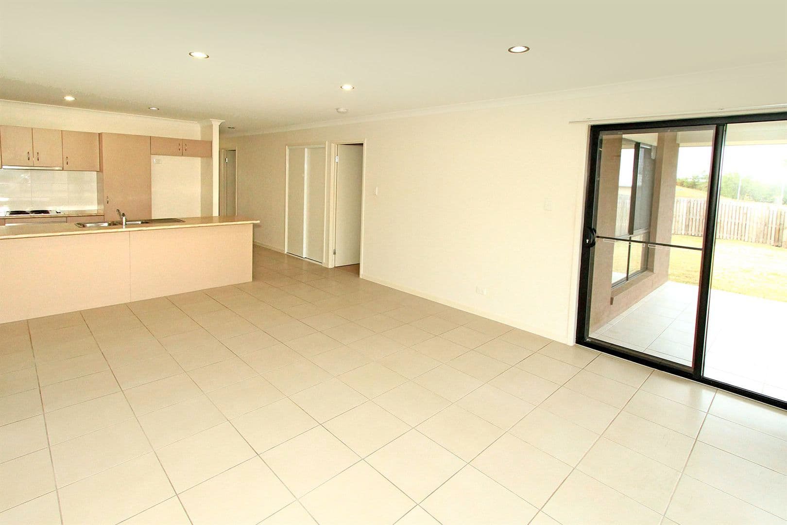 59 Burke and Wills Drive, GRACEMERE QLD 4702, Gracemere - Thumbnail 2