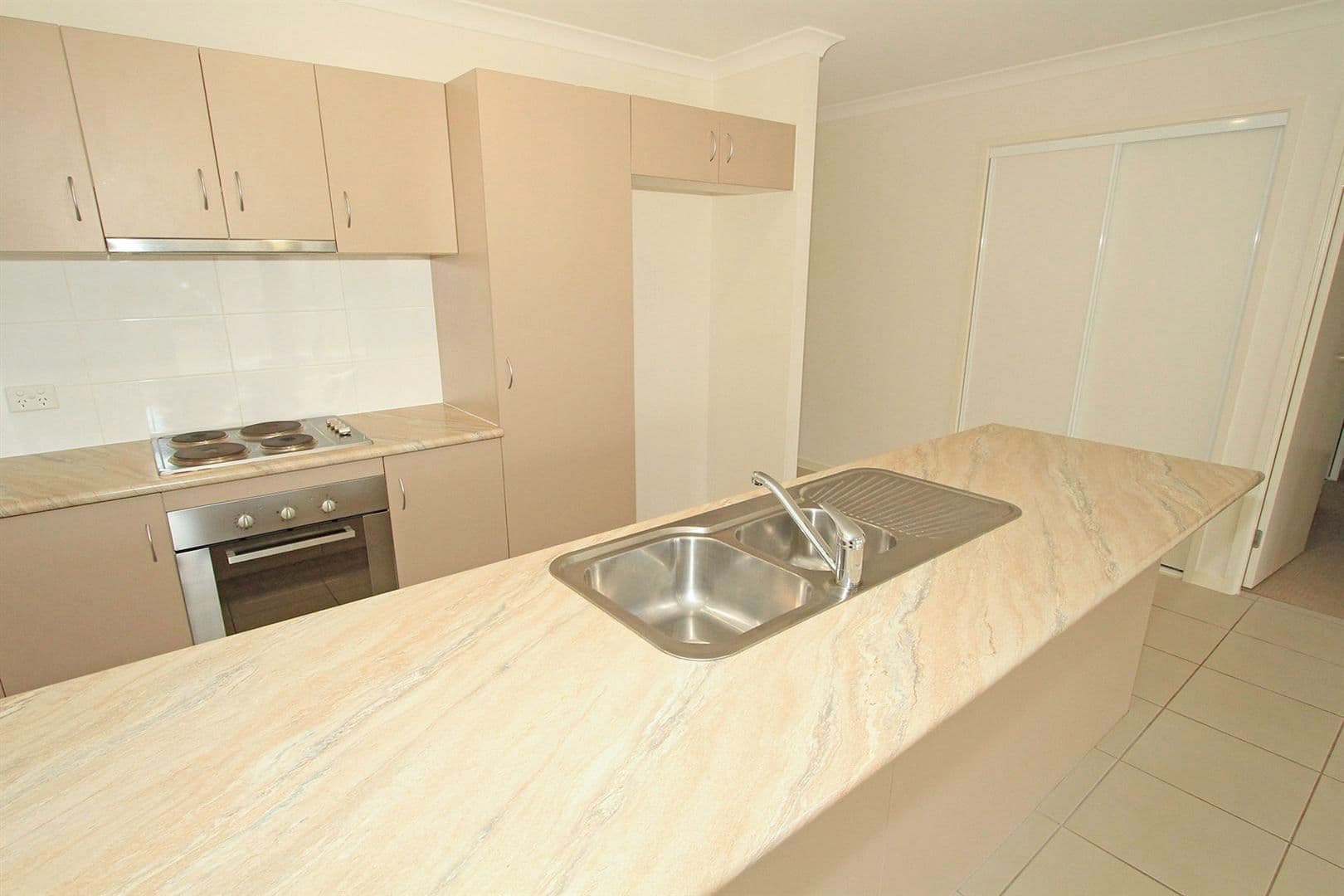 59 Burke and Wills Drive, GRACEMERE QLD 4702, Gracemere - Thumbnail 3