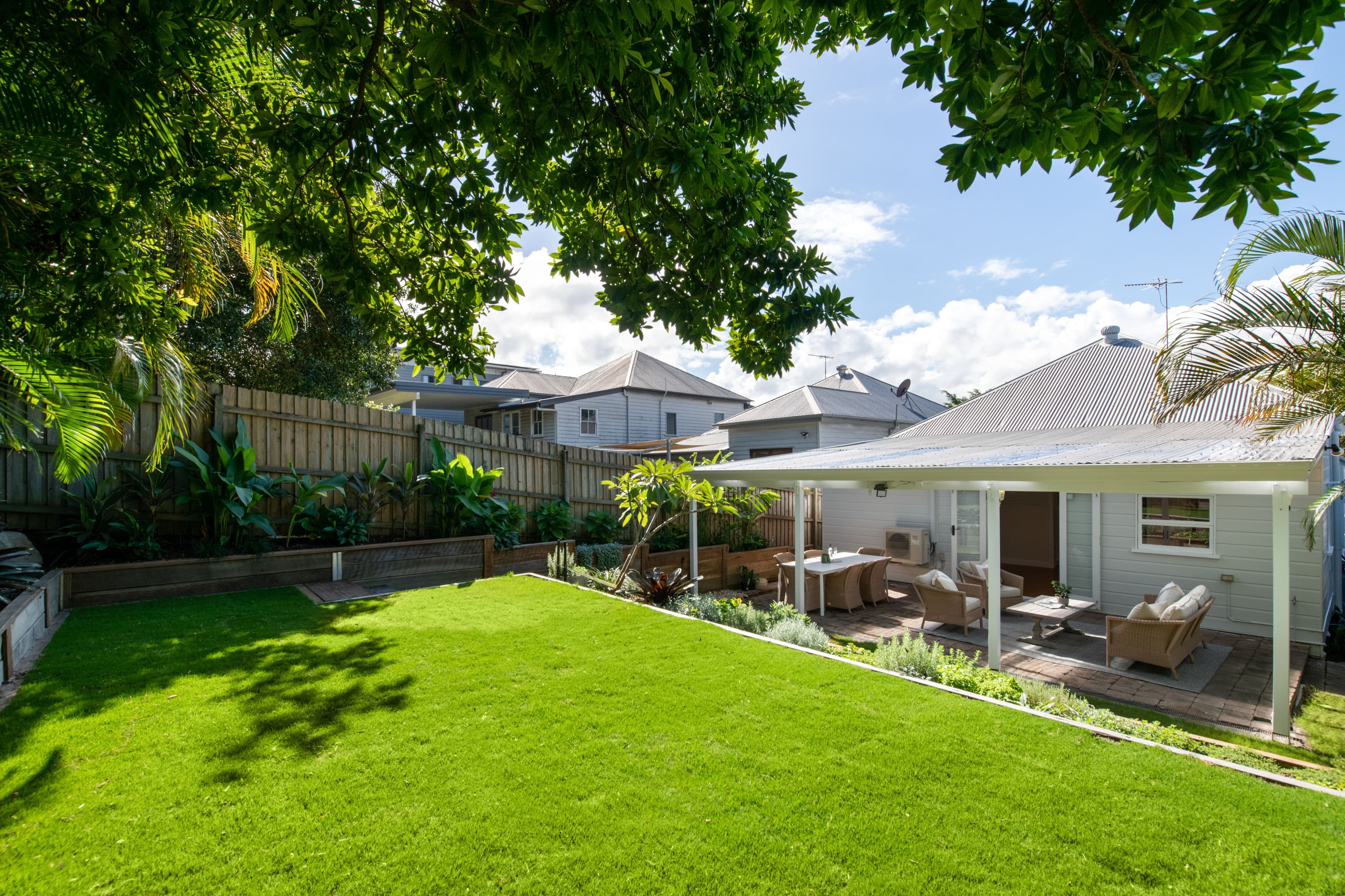 2 Lower Clifton Terrace, Red Hill QLD 4059, Red Hill - Thumbnail 2