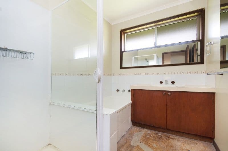 4 Nayler Crescent, WARRNAMBOOL VIC 3280, Warrnambool - Thumbnail 7