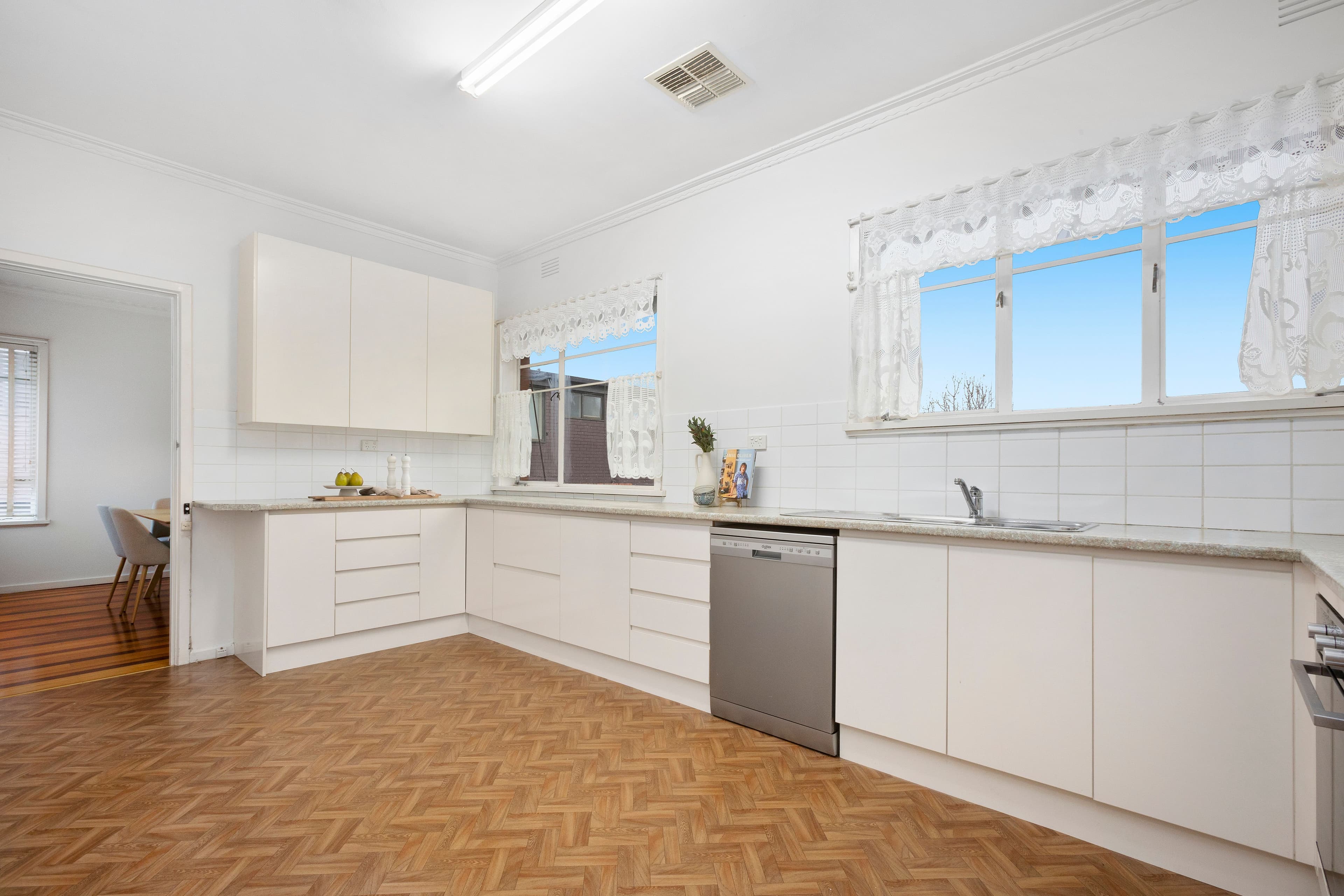 5 William Street, Moorabbin VIC 3189, Moorabbin - Thumbnail 3