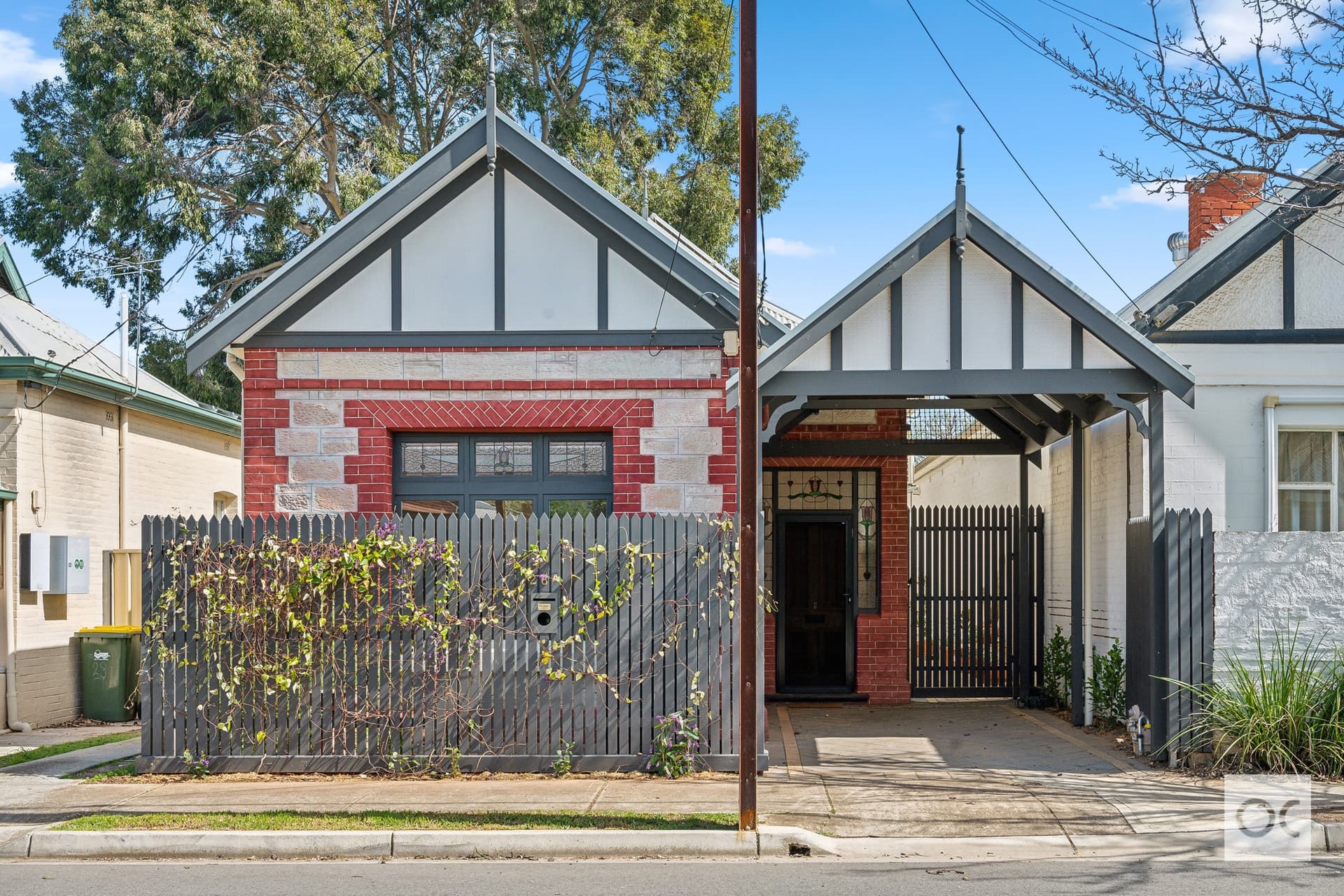 26A Henley Street, Mile End - Image 1