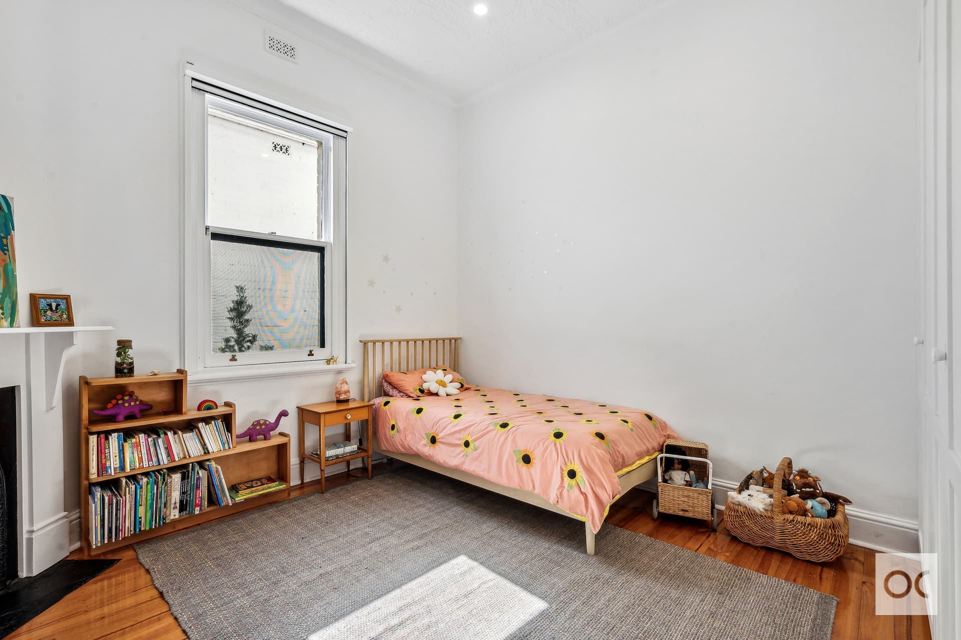 26A Henley Street, Mile End - Thumbnail 5