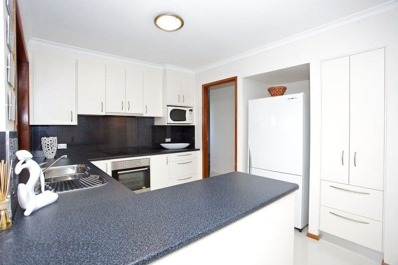 107 Coman Street North, DECEPTION BAY QLD 4508, Deception Bay - Thumbnail 3
