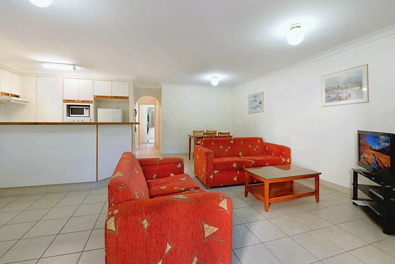 37 Peninsular Drive, SURFERS PARADISE QLD 4217, Surfers Paradise - Thumbnail 2