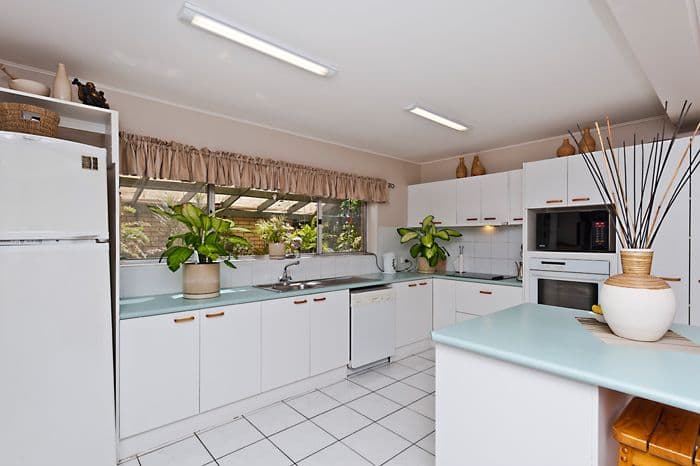 12 Bodiam Court, STRATHPINE QLD 4500, Strathpine - Thumbnail 4