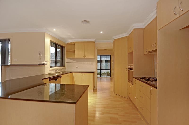 17 McGilvray Close, GORDON ACT 2906, Gordon - Thumbnail 4