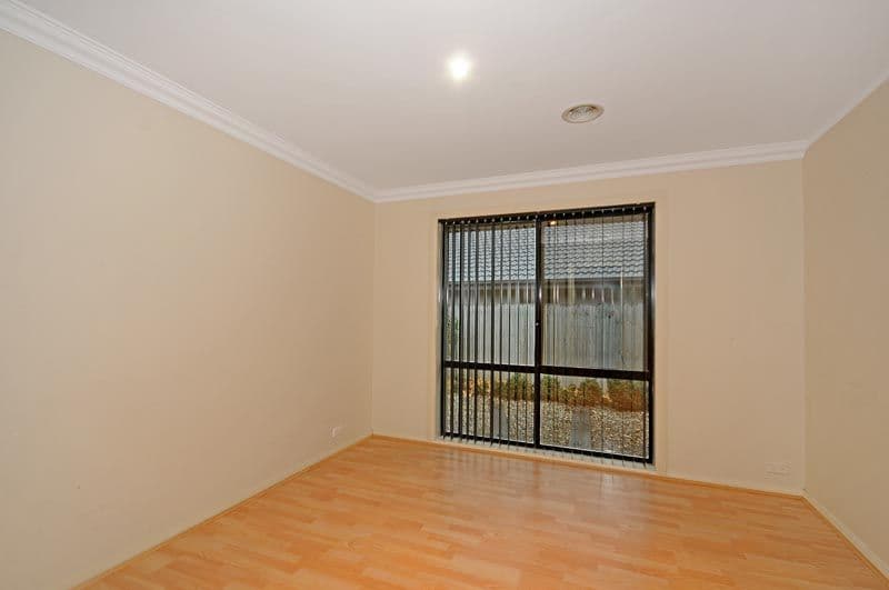 17 McGilvray Close, GORDON ACT 2906, Gordon - Thumbnail 7