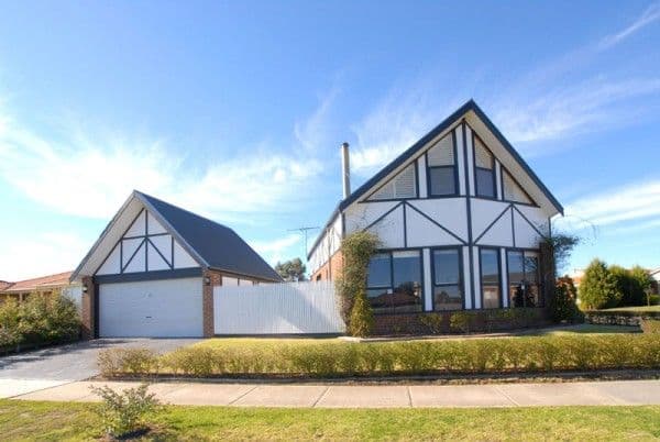 2 Woodvale Drive, CARRUM DOWNS VIC 3201, Carrum Downs - Image 1