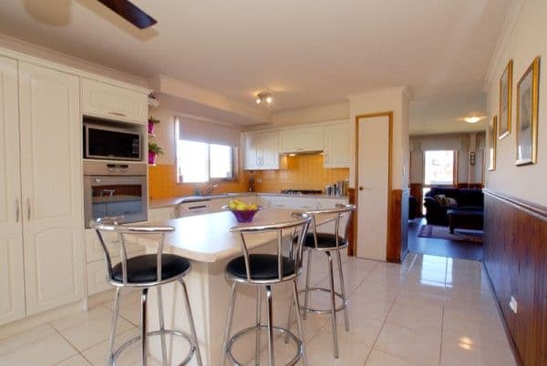 2 Woodvale Drive, CARRUM DOWNS VIC 3201, Carrum Downs - Thumbnail 7