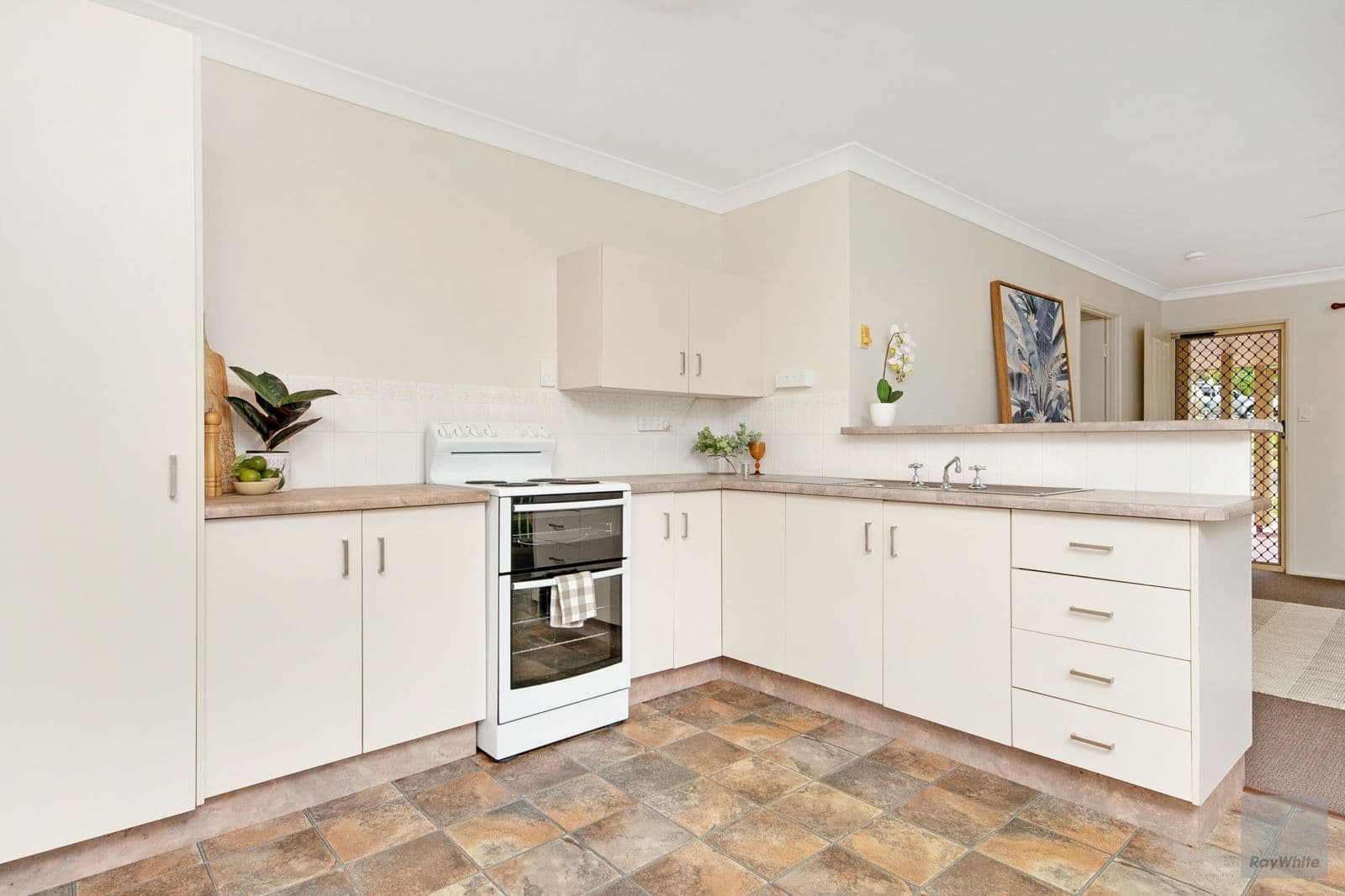 5 Talara Close, Yeppoon QLD 4703, Yeppoon - Thumbnail 6
