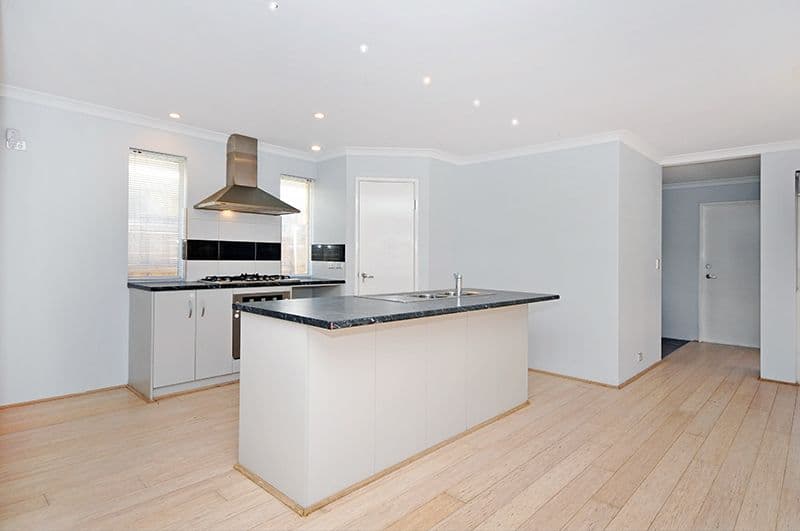 111 Bordeaux Lane, Ellenbrook WA 6069, Ellenbrook - Thumbnail 3