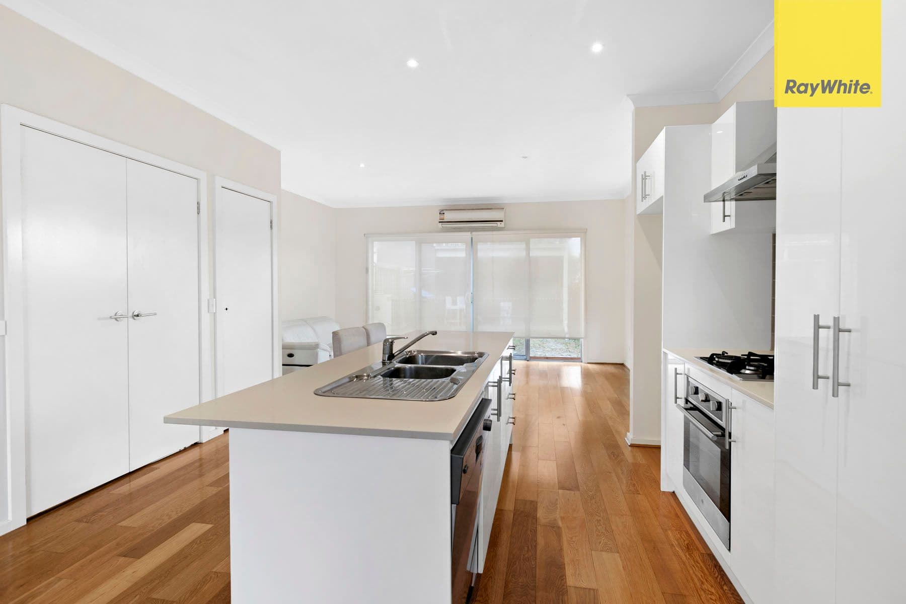 18 Kai Close, Caroline Springs VIC 3023, Caroline Springs - Thumbnail 2