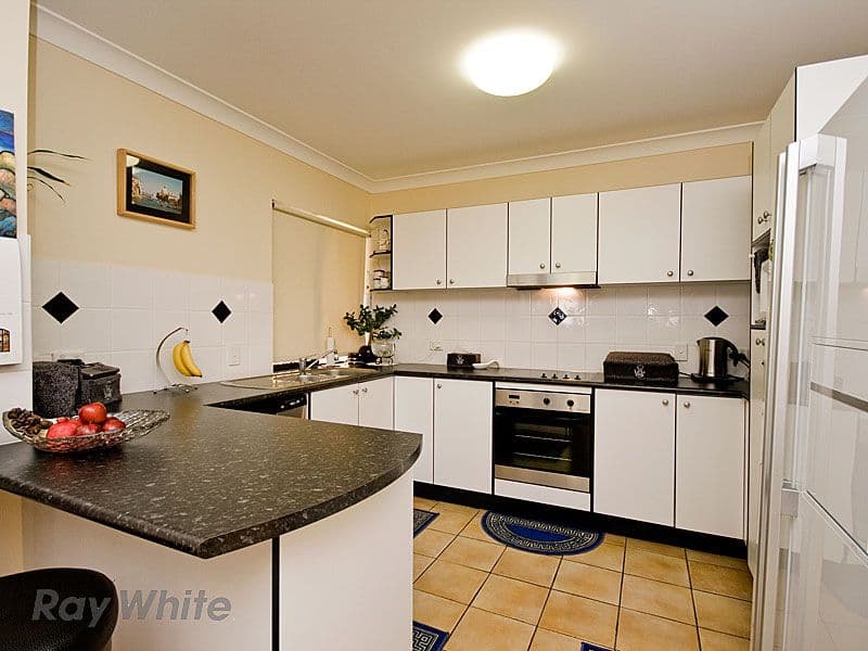 4 Boz Place AMBARVALE, NSW, Ambarvale - Thumbnail 2