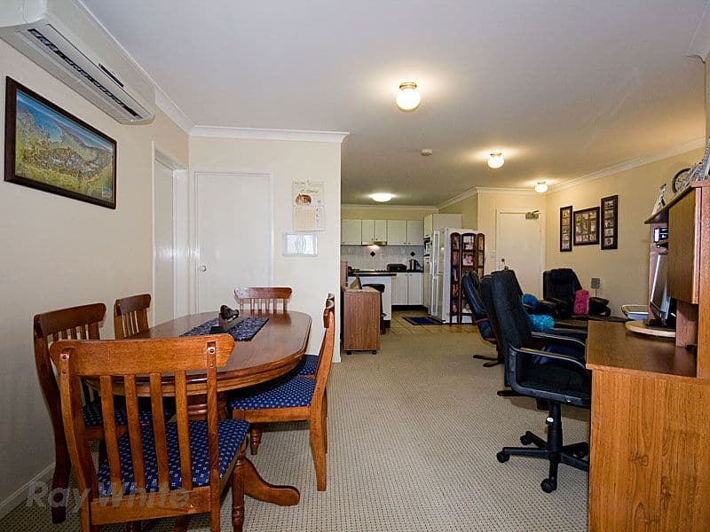 4 Boz Place AMBARVALE, NSW, Ambarvale - Thumbnail 3