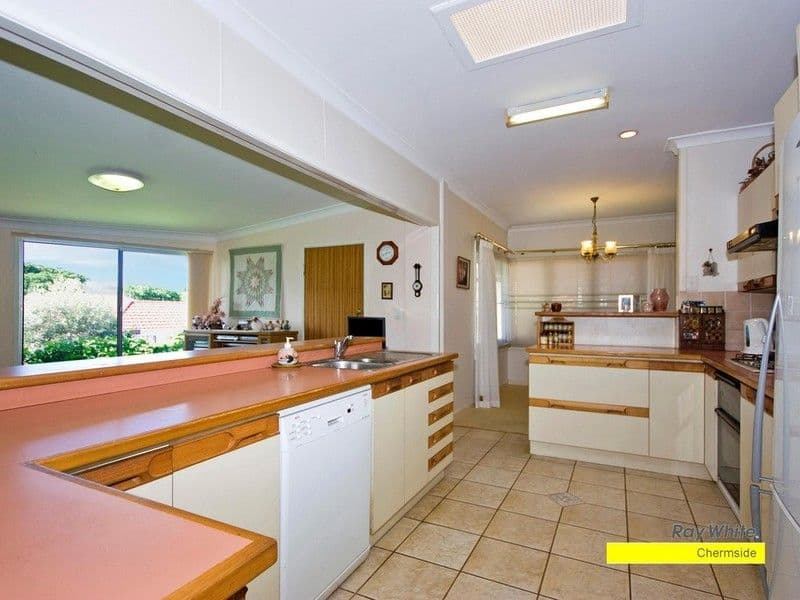 32 Rangeview Street, ASPLEY QLD 4034, Aspley - Thumbnail 6
