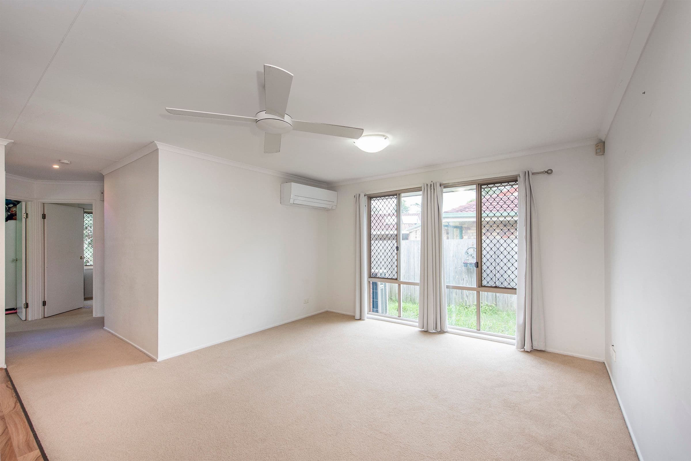 55 Chesterfield Crescent, Kuraby QLD 4112, Kuraby - Thumbnail 3