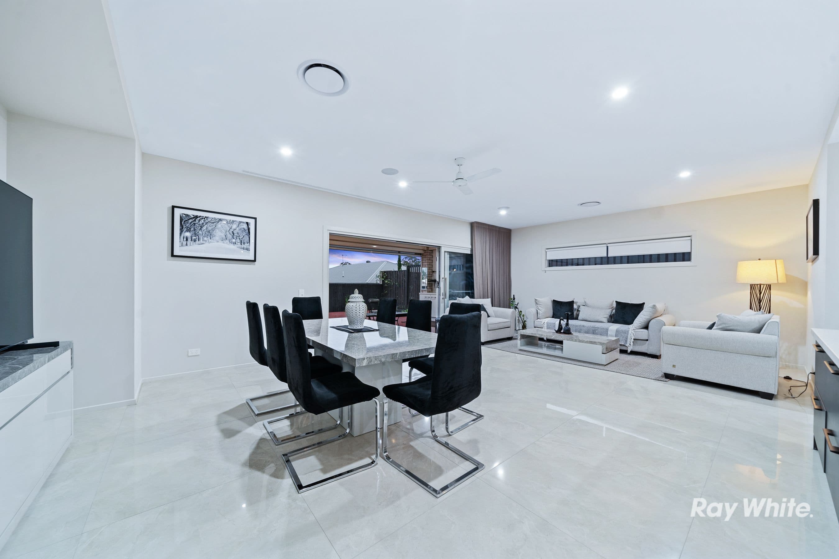 13 Vicar Road, Greenbank QLD 4124, Greenbank - Thumbnail 7
