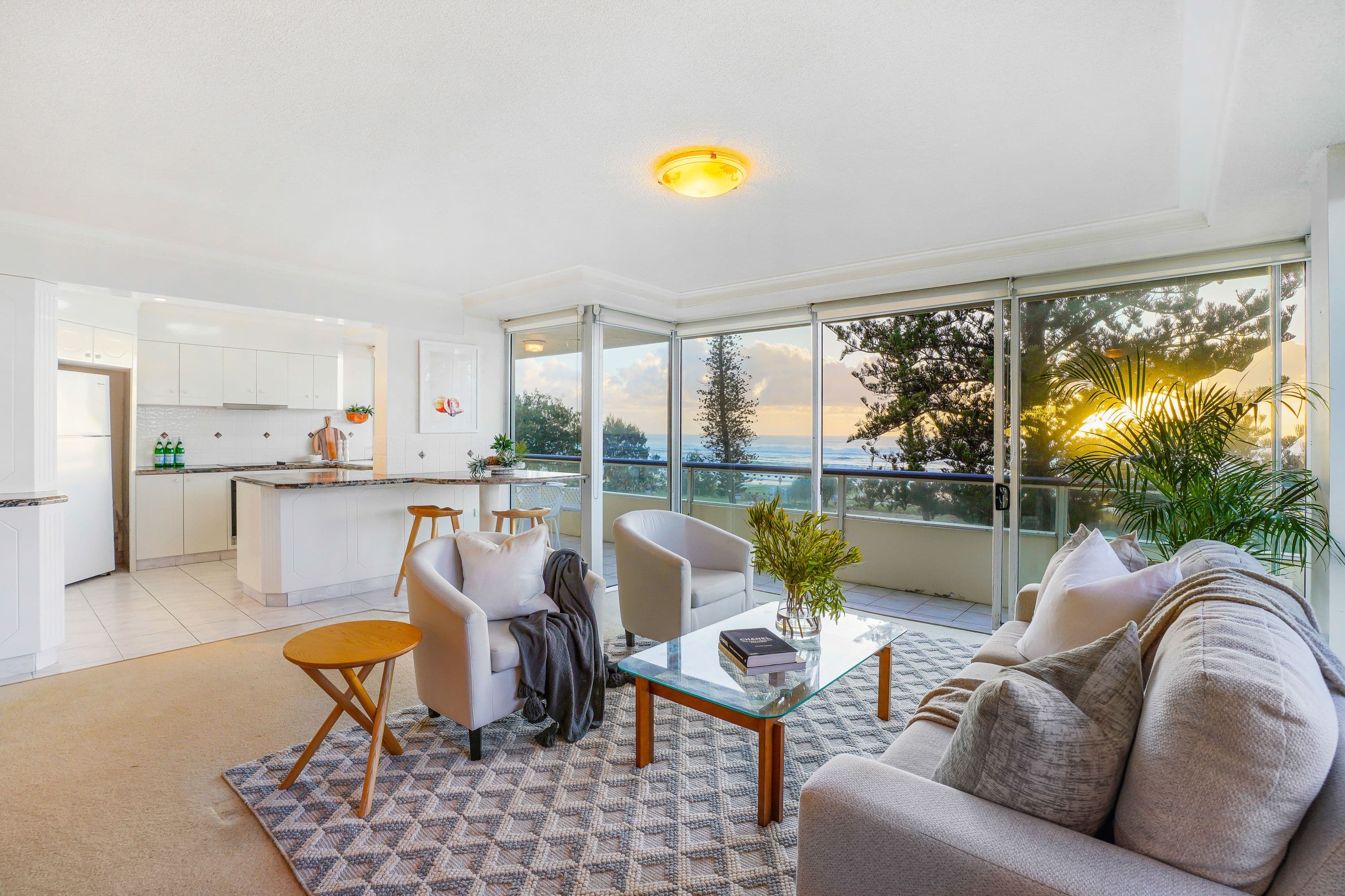 90 Marine Parade, Miami QLD 4220, Miami - Thumbnail 3