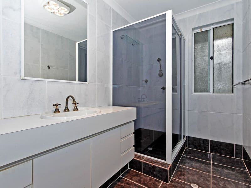 4 Inveraray Close, CANNING VALE WA 6155, Canning Vale - Thumbnail 6