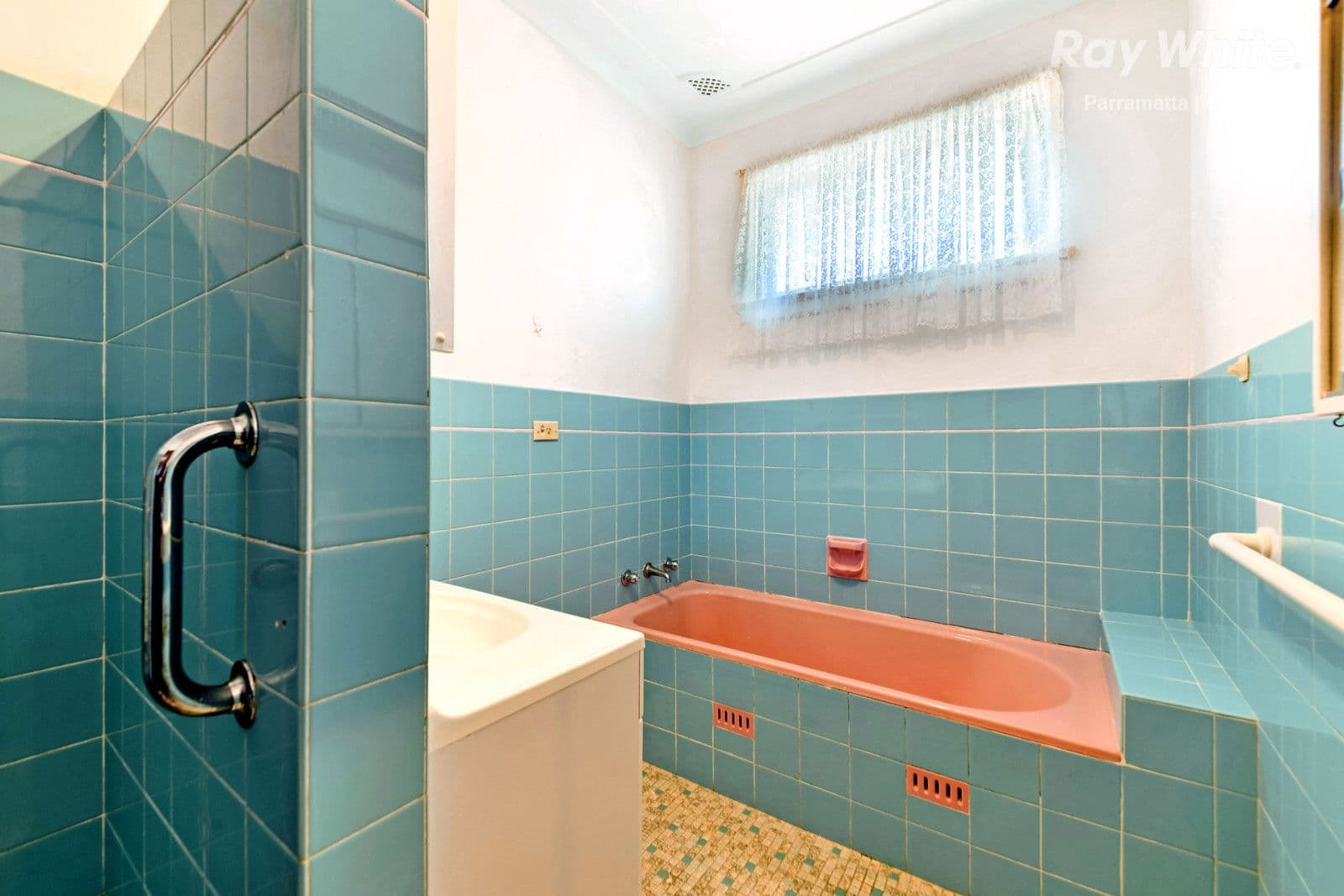64 Bettington Road, Oatlands - Thumbnail 8
