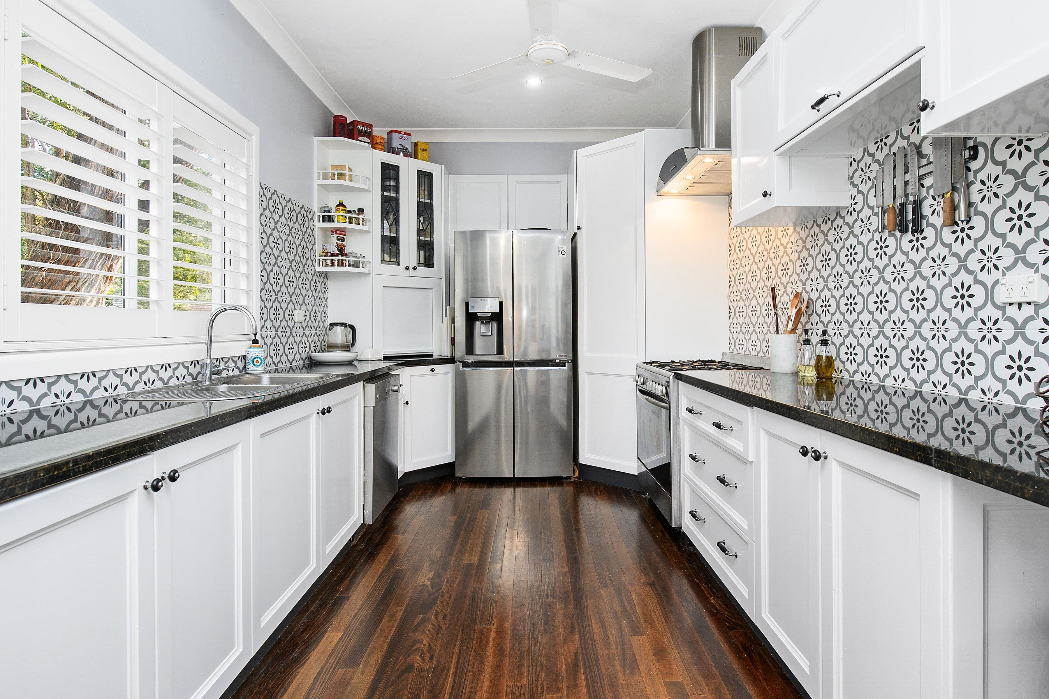 9 Adamson Avenue, Thornleigh NSW 2120, Thornleigh - Thumbnail 2