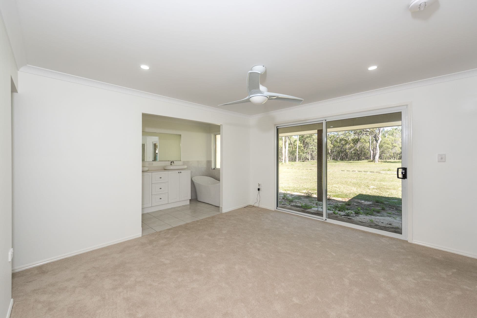 61 Isaac Moore Drive, Moore Park Beach QLD 4670, Moore Park Beach - Thumbnail 8