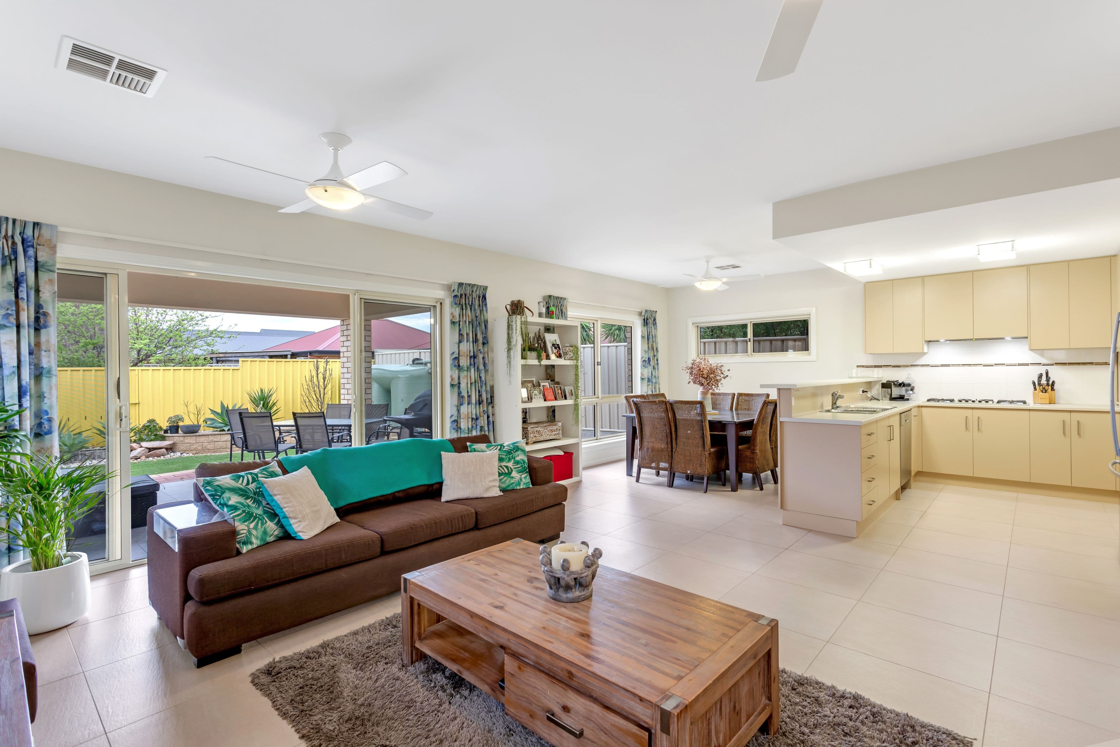 13 Crown Street, Dover Gardens SA 5048, Dover Gardens - Thumbnail 2
