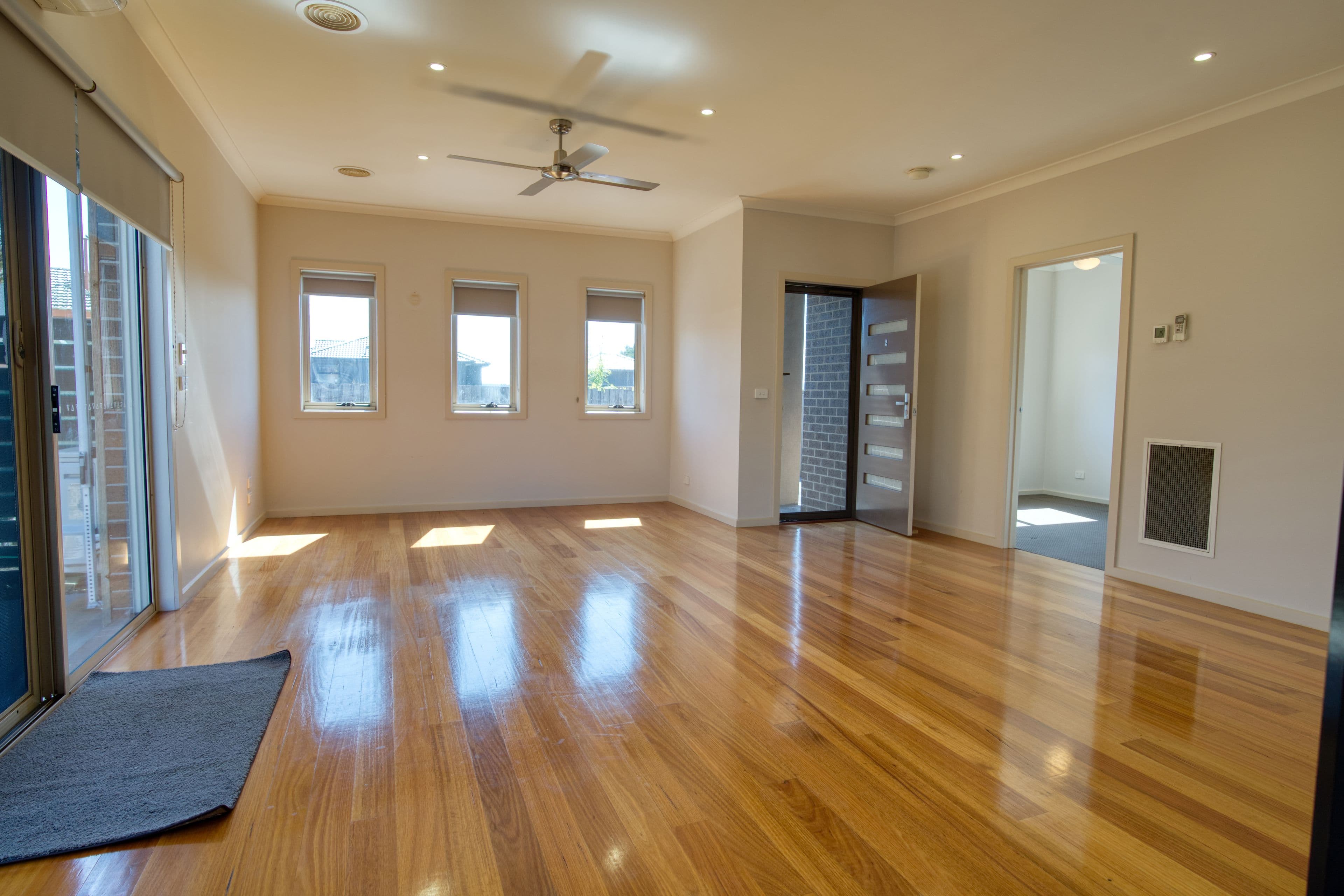 4 Field Street, Craigieburn VIC 3064, Craigieburn - Thumbnail 3