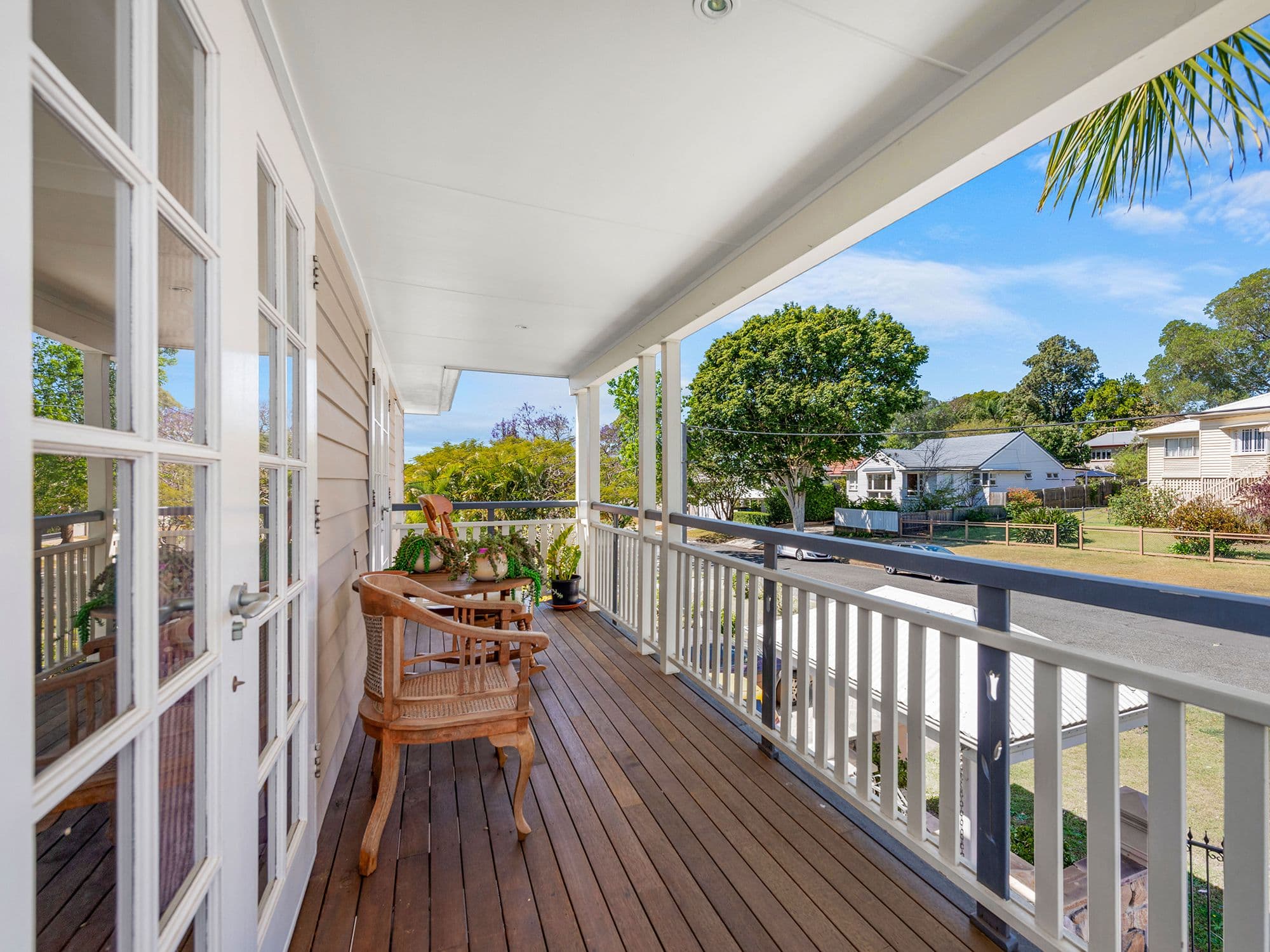 17 Rathlyn Avenue, Corinda QLD 4075, Corinda - Thumbnail 2