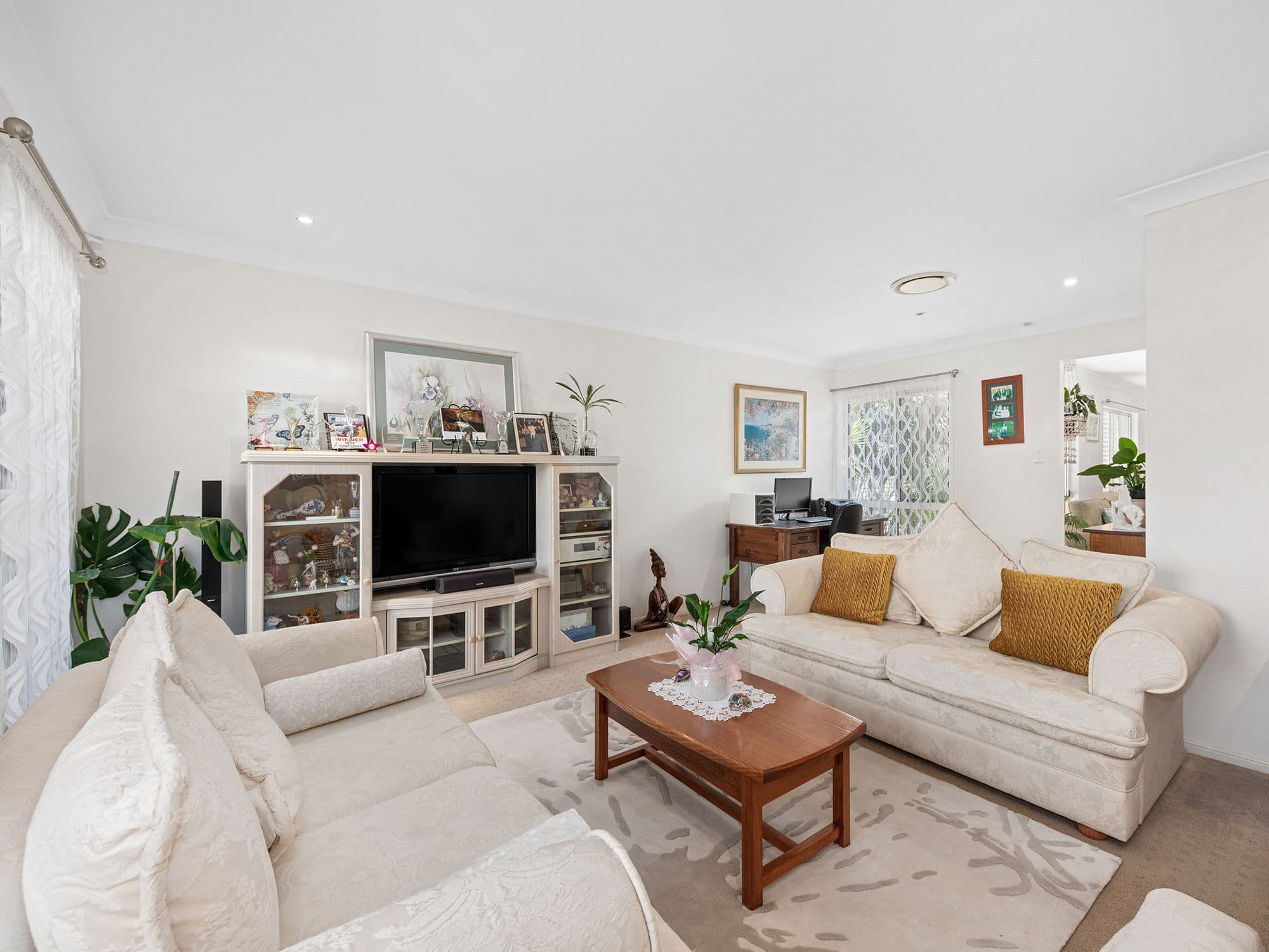 17 Rathlyn Avenue, Corinda QLD 4075, Corinda - Thumbnail 5