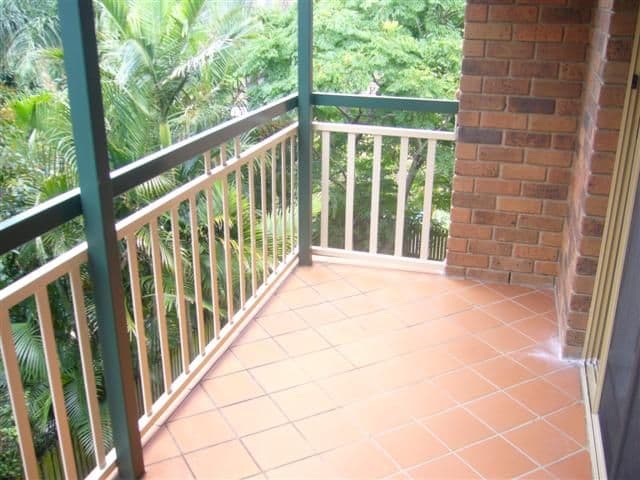 12 McLay Street, COORPAROO QLD 4151, Coorparoo - Thumbnail 4