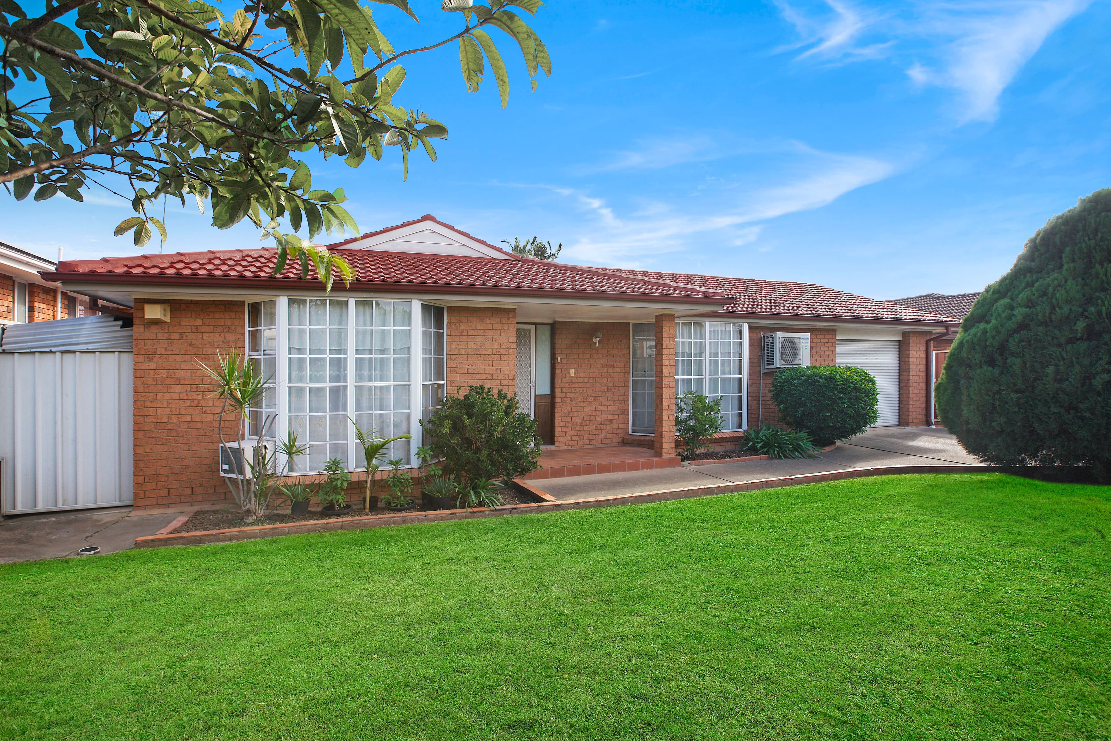 16 Tulloch Place, Edensor Park - Image 1