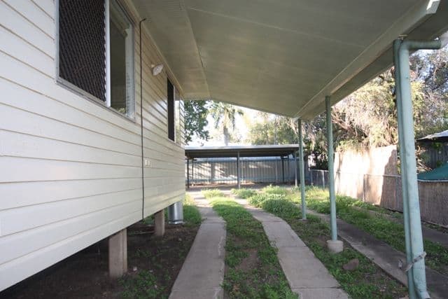 18 Castle Street, BILOELA QLD 4715, Biloela - Thumbnail 5