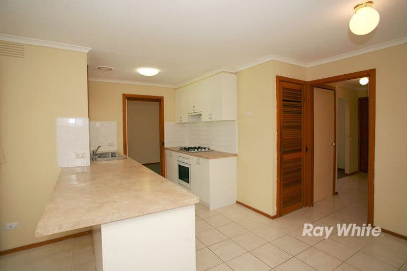 7 Hunter Court, CRANBOURNE NORTH VIC 3977, Cranbourne North - Thumbnail 6