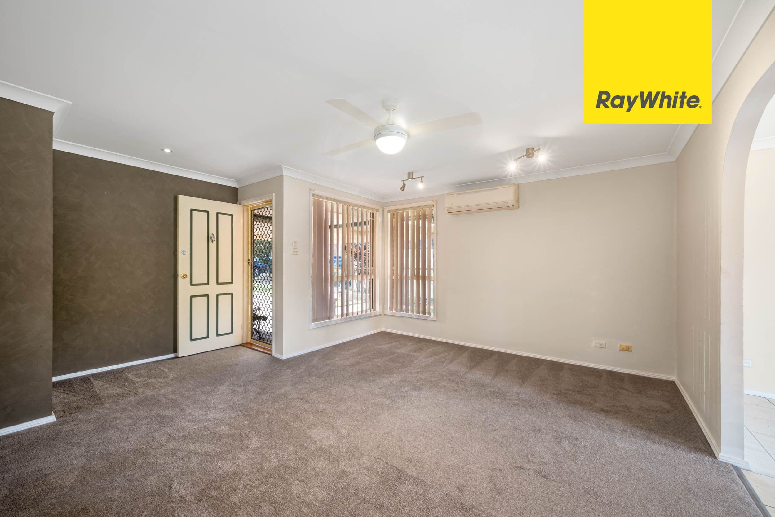 7 Downes Crescent, Currans Hill - Thumbnail 2