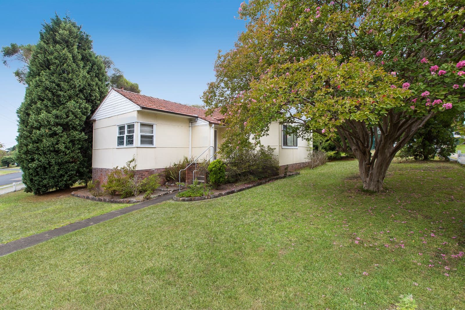 46 Curry Street, Wallsend NSW 2287, Wallsend - Thumbnail 2