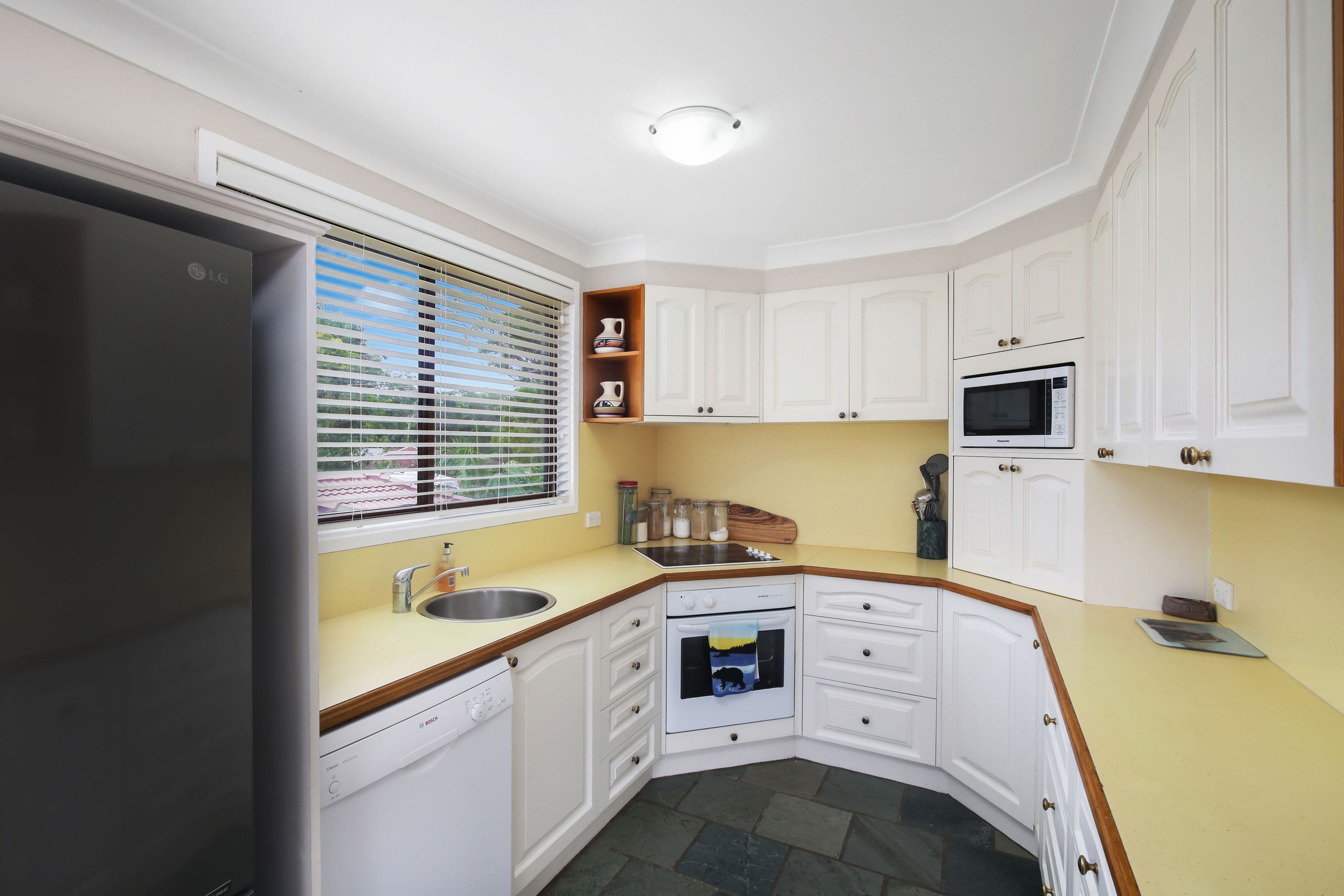 20 Erambie Road, Kincumber NSW 2251, Kincumber - Thumbnail 4