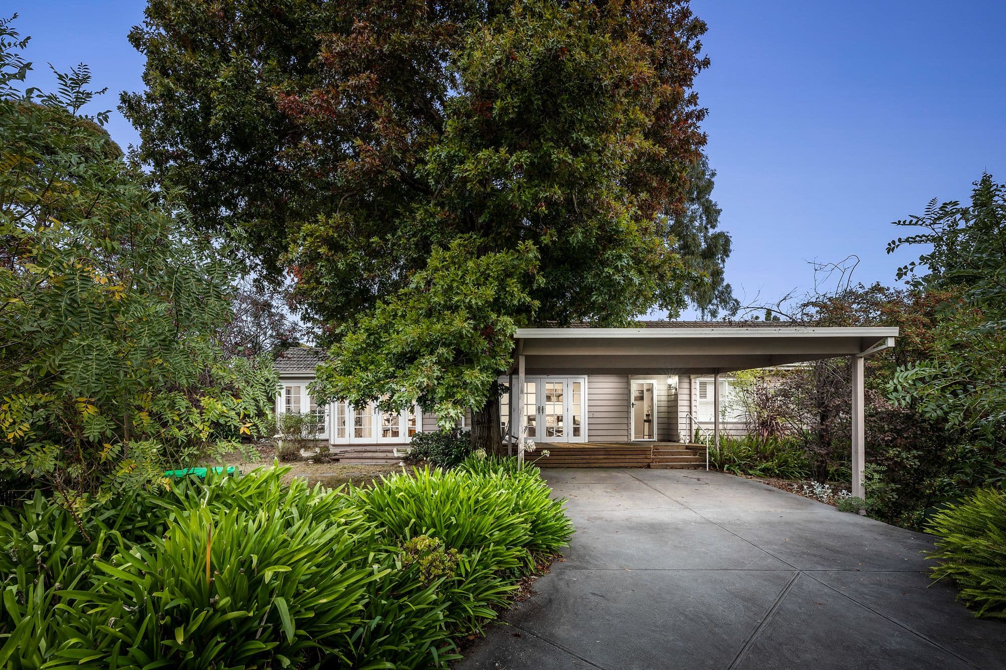 10 Clifford Court, Forest Hill VIC 3131, Forest Hill - Thumbnail 2