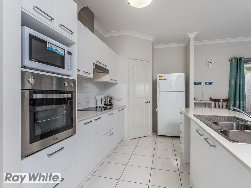 5 Menara Circuit, NORTH LAKES QLD 4509, North Lakes - Thumbnail 3