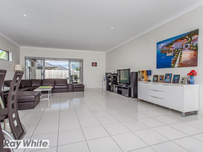 5 Menara Circuit, NORTH LAKES QLD 4509, North Lakes - Thumbnail 5