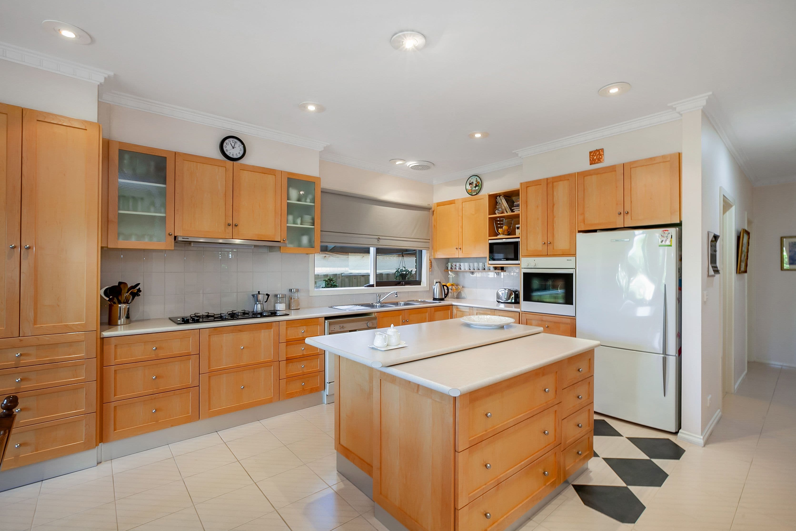 75 Southernhay Street, Reservoir VIC 3073, Reservoir - Thumbnail 2
