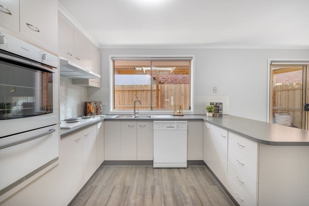 32 Hopkins Street, Aireys Inlet - Thumbnail 3