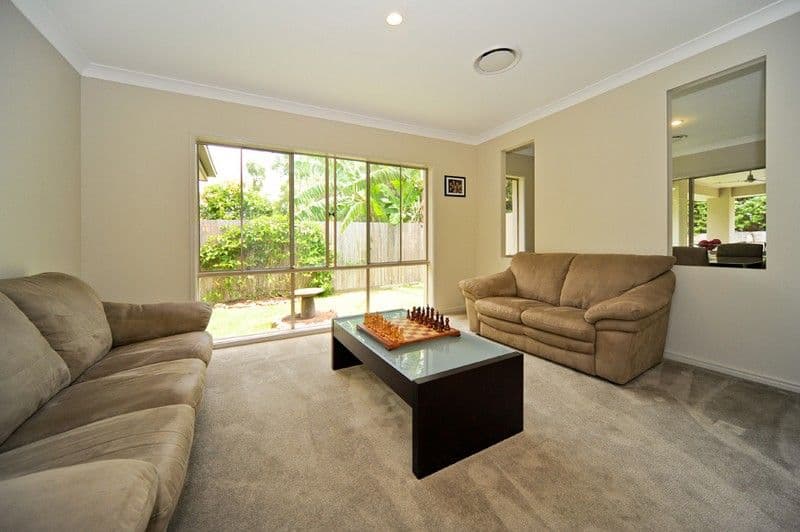 17 Patricia Drive, THE GAP QLD 4061, The Gap - Thumbnail 4