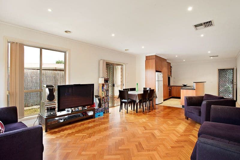 3 Mack Street, RESERVOIR VIC 3073, Reservoir - Thumbnail 2